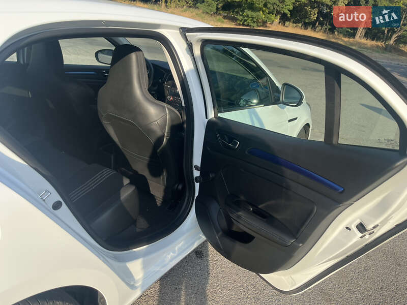 Хетчбек Renault Megane 2016 в Запоріжжі