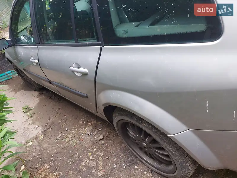 Renault Megane 2005 VIN VF1KM0C0H33725888 фото оголошення 4 з 48