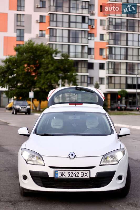 Хетчбек Renault Megane 2009 в Володимирці
