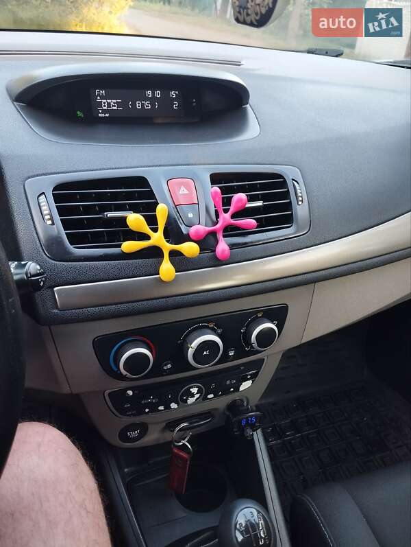 Хетчбек Renault Megane 2010 в Варві фото 7 Хетчбек Renault Megane 2010 в Варві