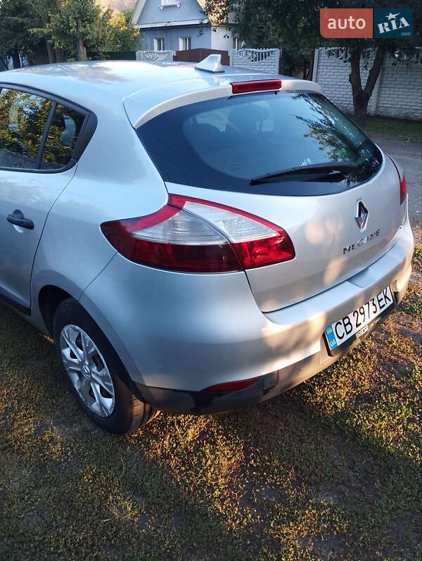 Хетчбек Renault Megane 2010 в Варві фото 32 Хетчбек Renault Megane 2010 в Варві