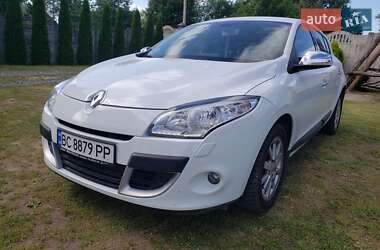 Хэтчбек Renault Megane 2010 в Новояворовске