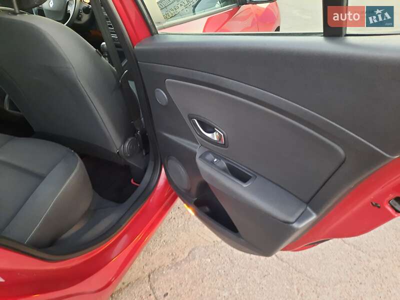 Хэтчбек Renault Megane 2009 в Полтаве