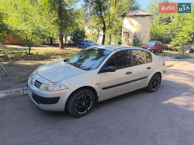 Седан Renault Megane 2004 в Кривом Роге фото 2 Седан Renault Megane 2004 в Кривом Роге