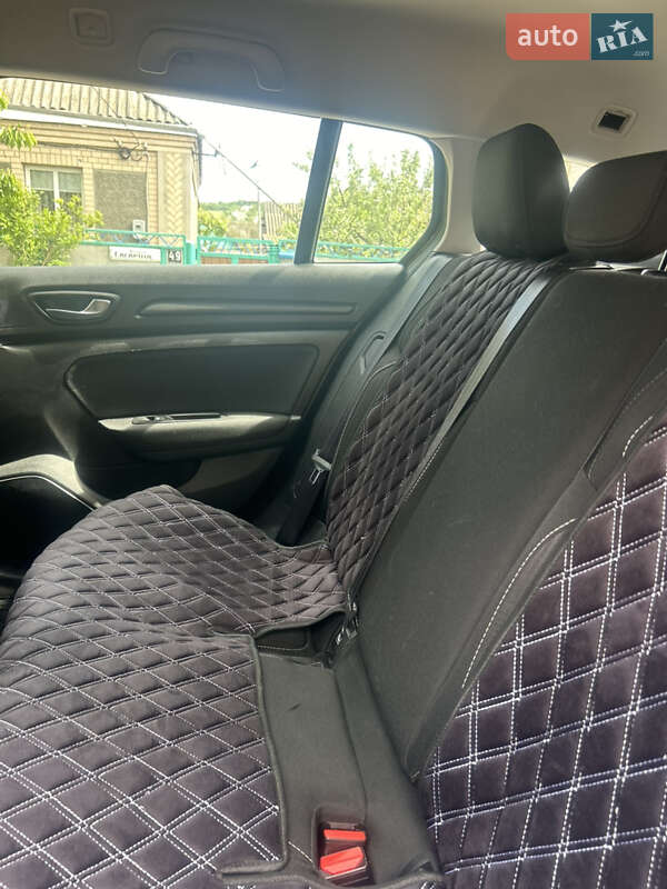 Універсал Renault Megane 2017 в Києві фото 10 Універсал Renault Megane 2017 в Києві