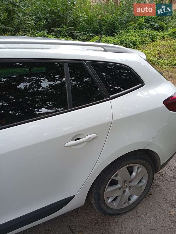 Универсал Renault Megane 2012 в Луцке фото 10 Универсал Renault Megane 2012 в Луцке