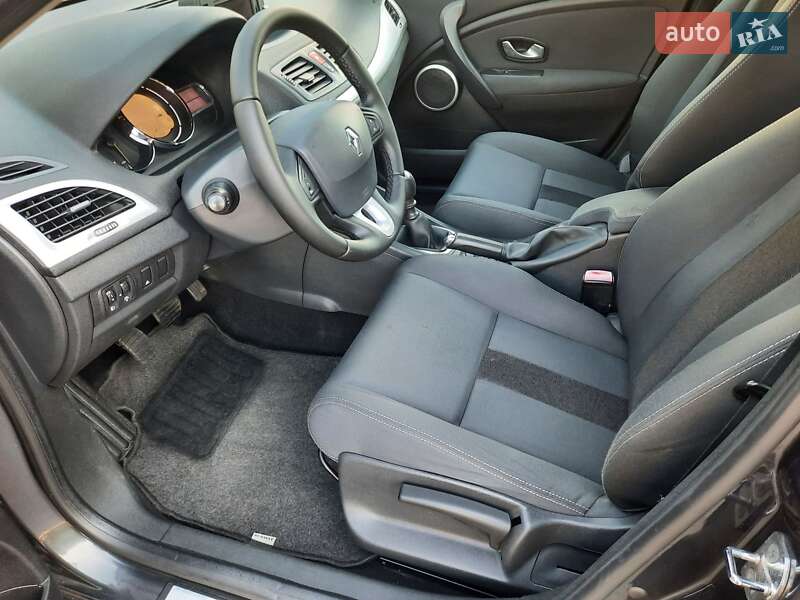 Універсал Renault Megane 2010 в Полтаві