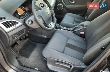 Универсал Renault Megane 2010 в 