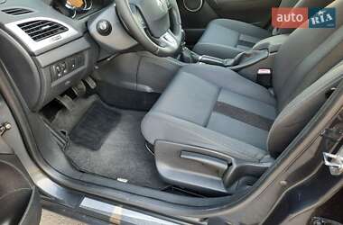 Универсал Renault Megane 2010 в 