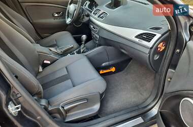Универсал Renault Megane 2010 в 