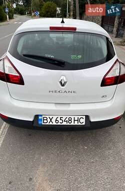Хэтчбек Renault Megane 2015 в 