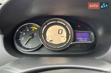 Хэтчбек Renault Megane 2015 в 