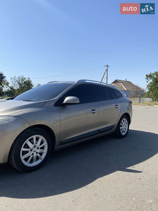 Универсал Renault Megane 2010 в Баштанке фото 15 Универсал Renault Megane 2010 в Баштанке