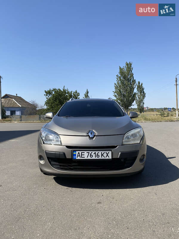 Универсал Renault Megane 2010 в Баштанке фото 17 Универсал Renault Megane 2010 в Баштанке