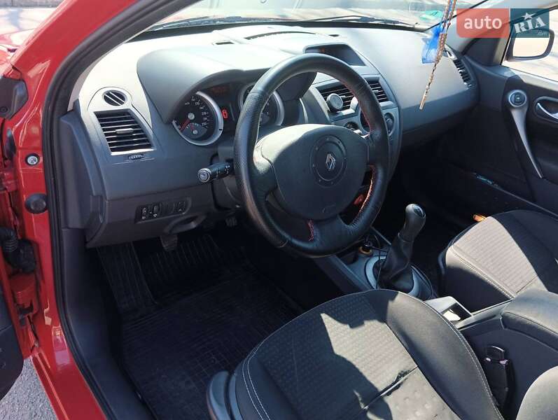 Седан Renault Megane 2005 в Кривому Розі