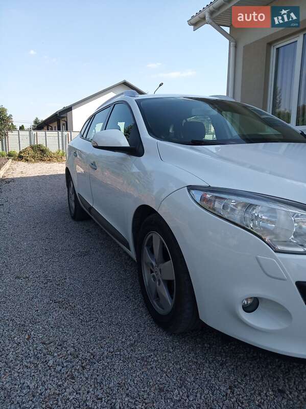 Універсал Renault Megane 2011 в Кропивницькому