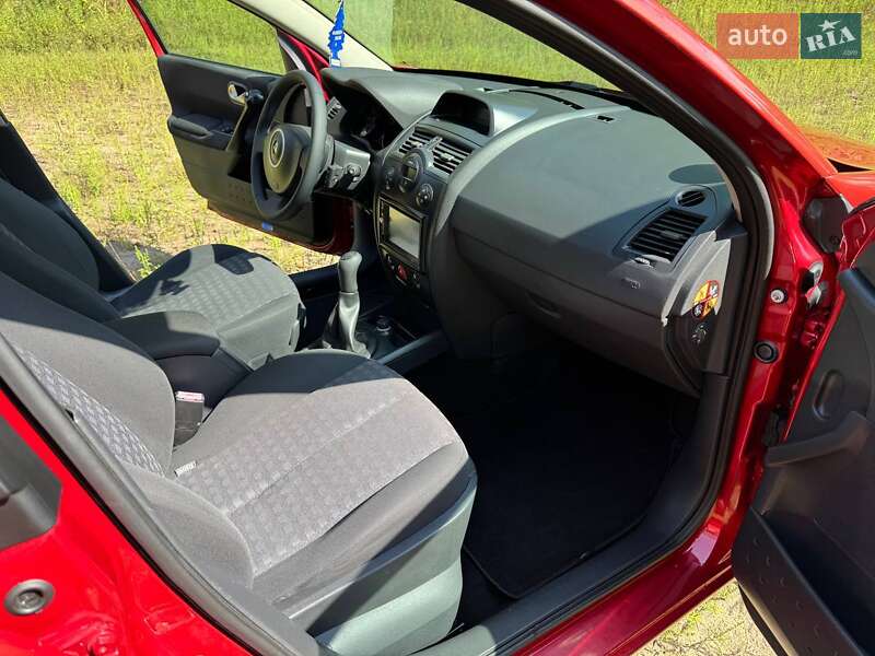 Универсал Renault Megane 2006 в Полтаве фото 46 Универсал Renault Megane 2006 в Полтаве