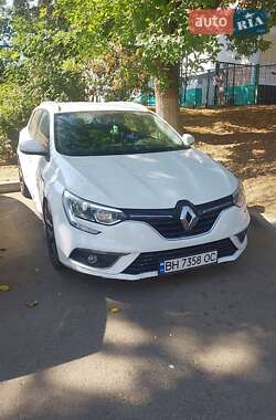 Универсал Renault Megane 2016 в Черноморске
