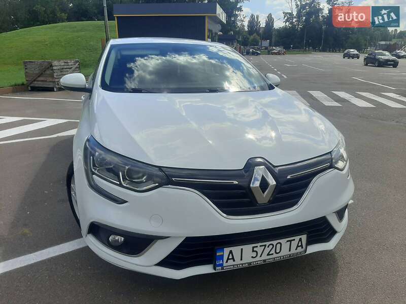 Седан Renault Megane 2018 в Киеве фото 5 Седан Renault Megane 2018 в Киеве