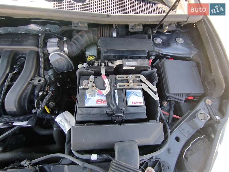 Хэтчбек Renault Megane 2012 в Березане фото 21 Хэтчбек Renault Megane 2012 в Березане