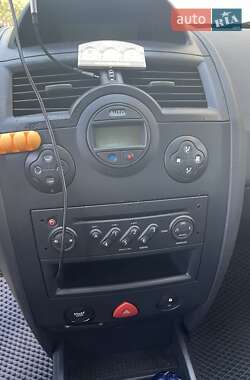 Универсал Renault Megane 2006 в  фото 6 Универсал Renault Megane 2006 в