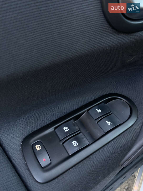 Универсал Renault Megane 2006 в Луцке