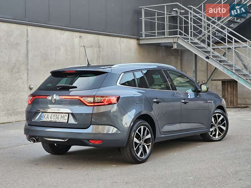 Универсал Renault Megane 2018 в Киеве фото 5 Универсал Renault Megane 2018 в Киеве