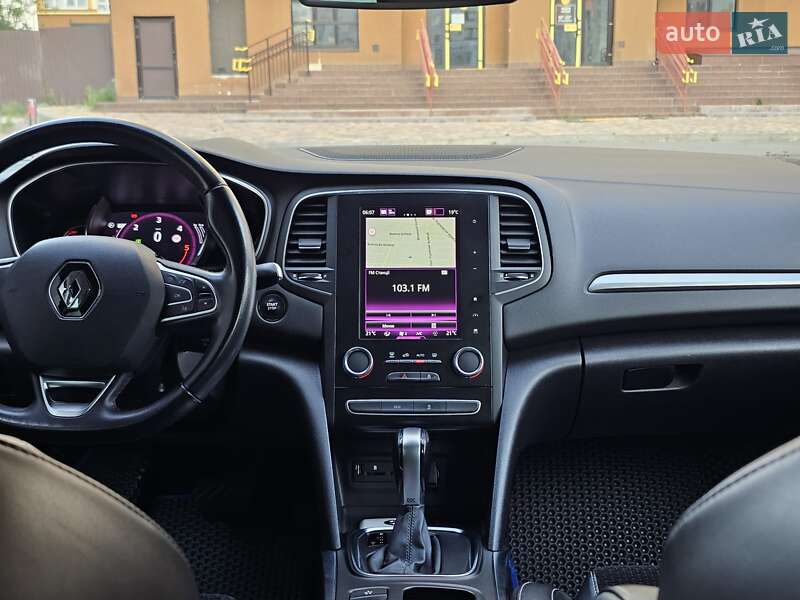 Универсал Renault Megane 2018 в Киеве фото 33 Универсал Renault Megane 2018 в Киеве
