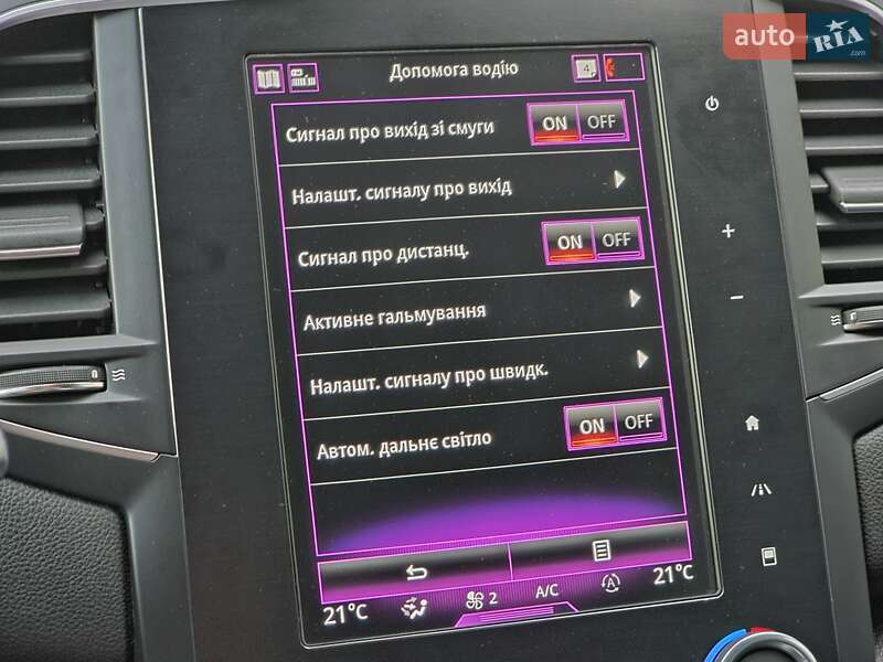 Универсал Renault Megane 2018 в Киеве фото 37 Универсал Renault Megane 2018 в Киеве