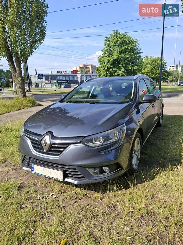 Универсал Renault Megane 2018 в Житомире фото 12 Универсал Renault Megane 2018 в Житомире