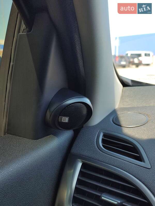 Хэтчбек Renault Megane 2012 в Сумах