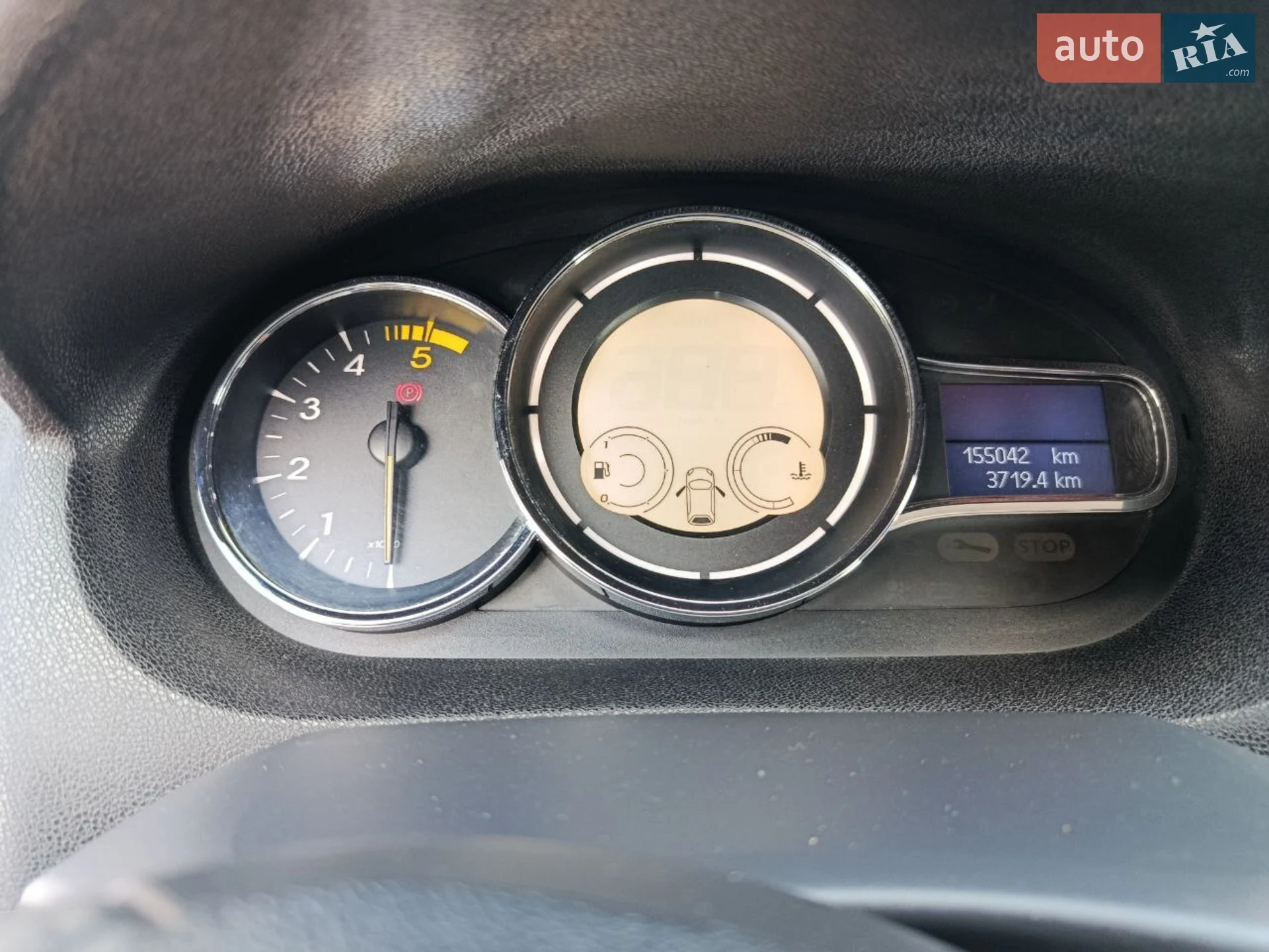 2010 Renault Megane - мініатюра 9