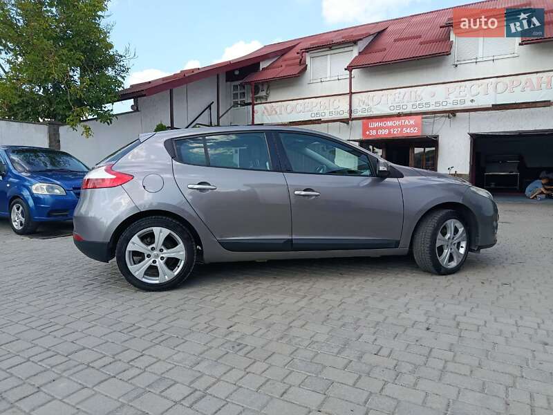 Хэтчбек Renault Megane 2010 в Мукачево