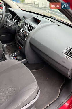 Универсал Renault Megane 2006 в  фото 21 Универсал Renault Megane 2006 в