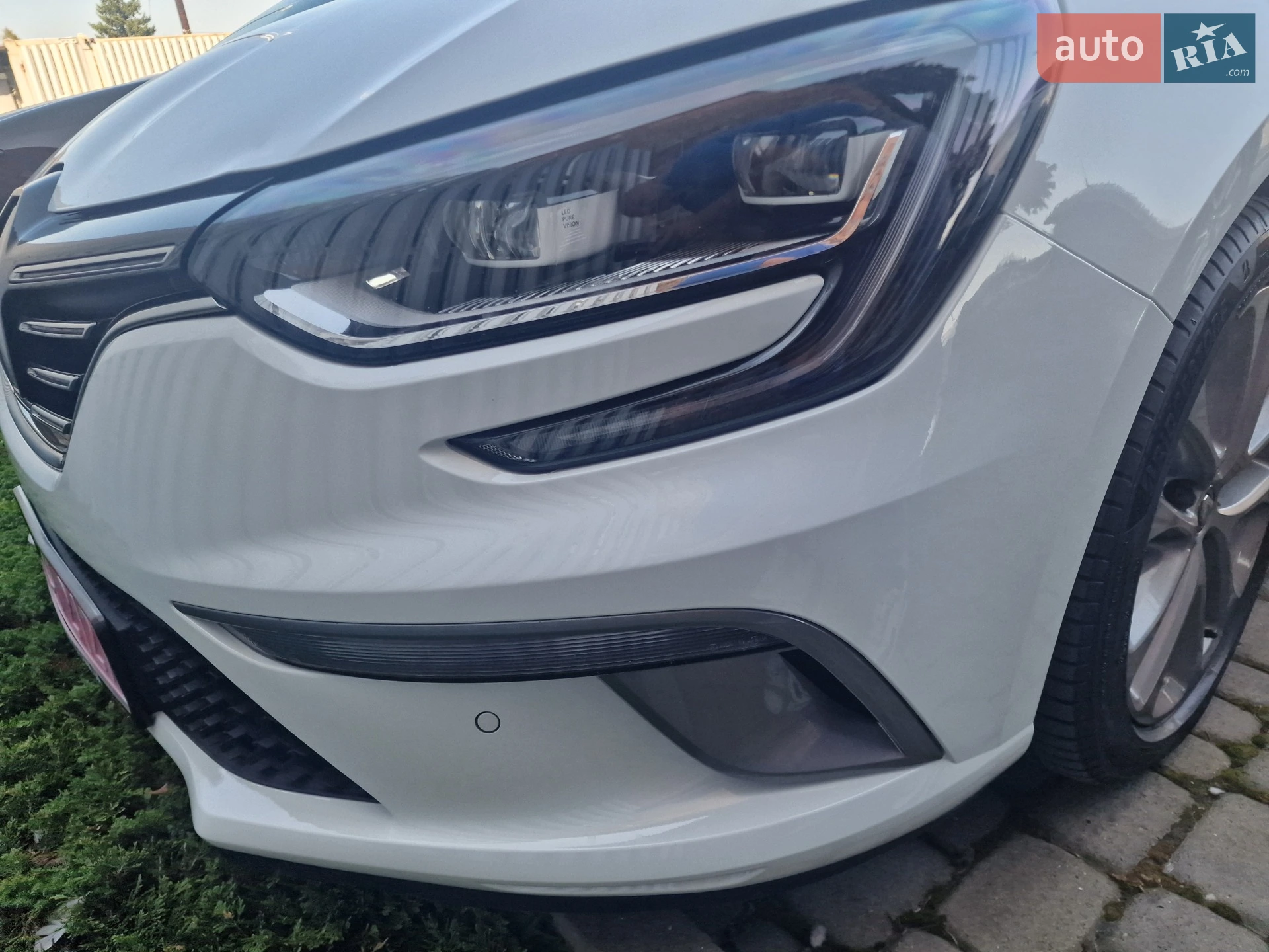 2017 Renault Megane - мініатюра 8