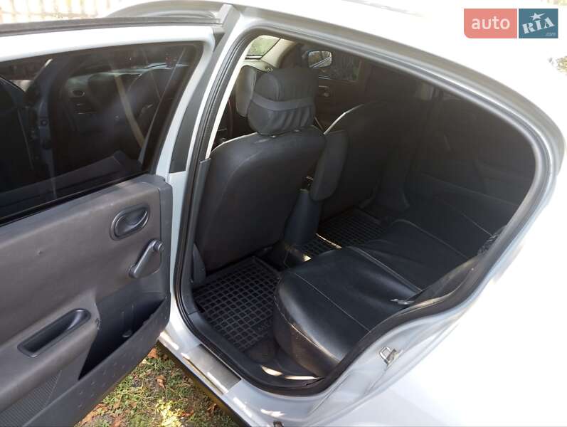 Седан Renault Megane 2004 в Виннице фото 2 Седан Renault Megane 2004 в Виннице