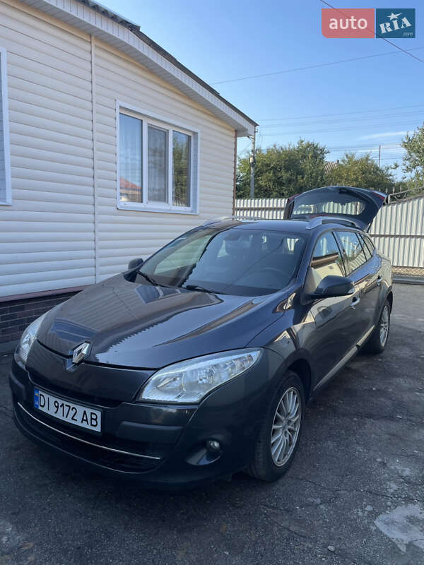 Универсал Renault Megane 2010 в Киеве