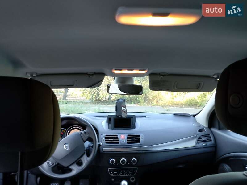 Универсал Renault Megane 2011 в Довбыше фото 3 Универсал Renault Megane 2011 в Довбыше