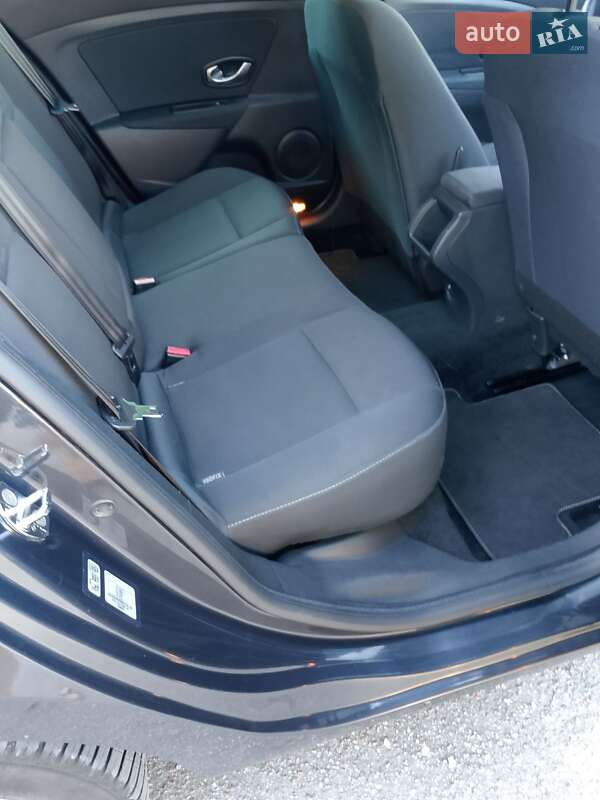Универсал Renault Megane 2011 в Довбыше фото 18 Универсал Renault Megane 2011 в Довбыше