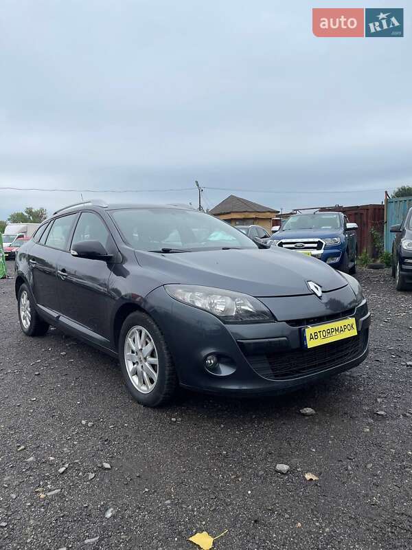 Универсал Renault Megane 2011 в 