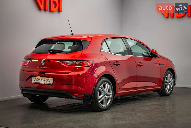 Хэтчбек Renault Megane 2017 в Киеве