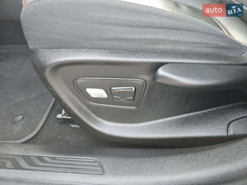 Универсал Renault Megane 2018 в Стрые фото 59 Универсал Renault Megane 2018 в Стрые