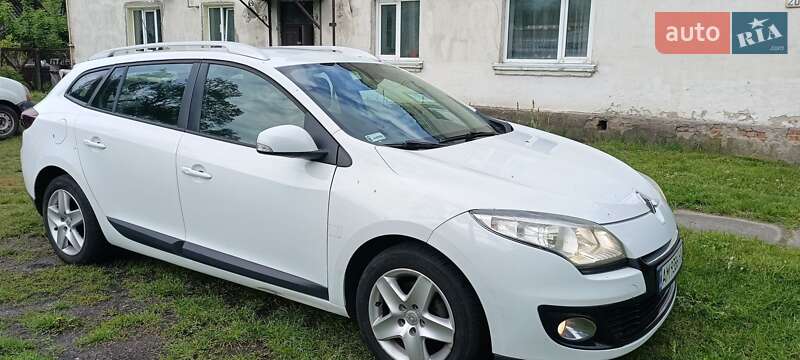 Универсал Renault Megane 2012 в Житомире фото 4 Универсал Renault Megane 2012 в Житомире