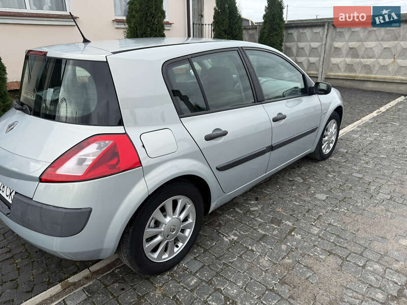 Хетчбек Renault Megane 2004 в Золочеві