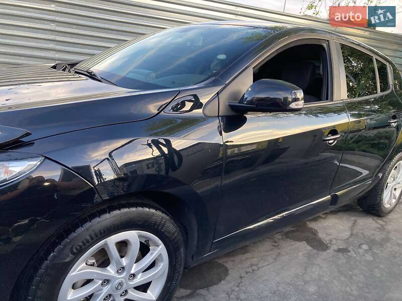 Хетчбек Renault Megane 2013 в Дніпрі фото 13 Хетчбек Renault Megane 2013 в Дніпрі