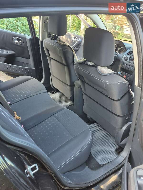 Хэтчбек Renault Megane 2006 в Бердичеве