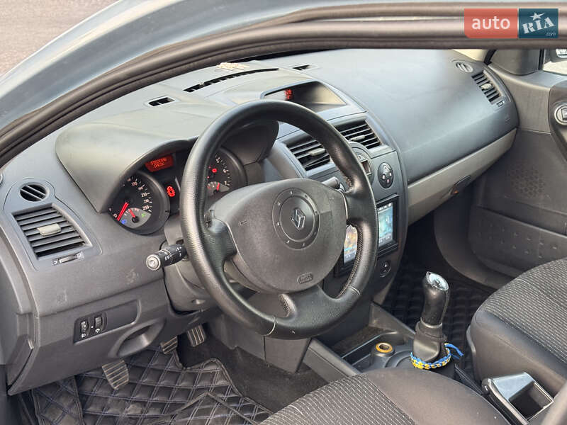Седан Renault Megane 2005 в Николаеве