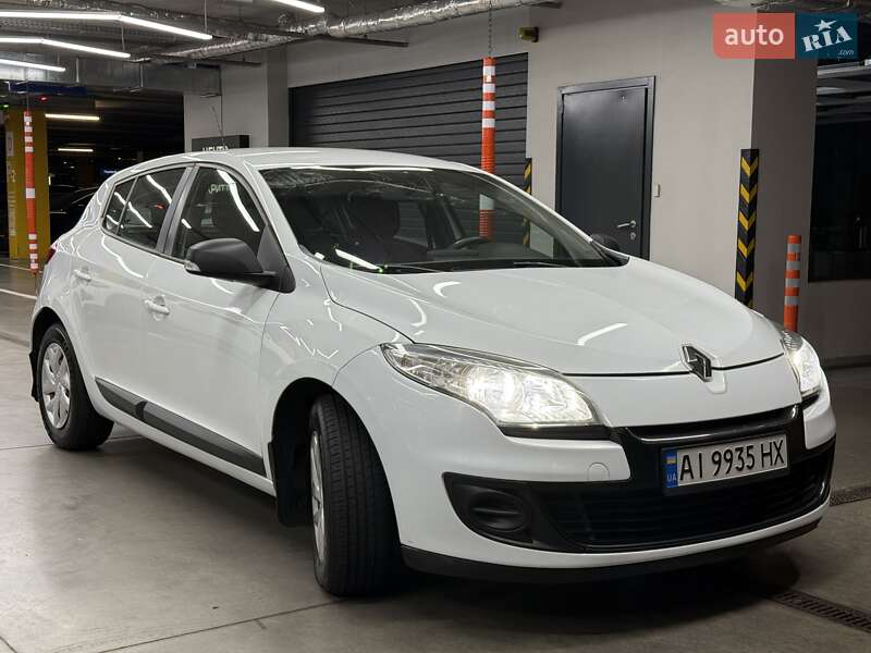 Хэтчбек Renault Megane 2013 в Киеве