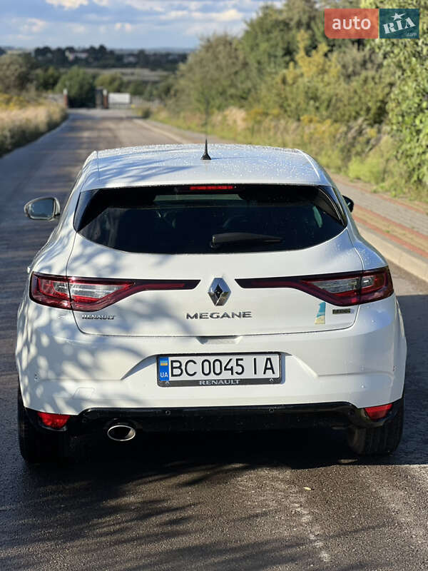 Хэтчбек Renault Megane 2017 в Львове