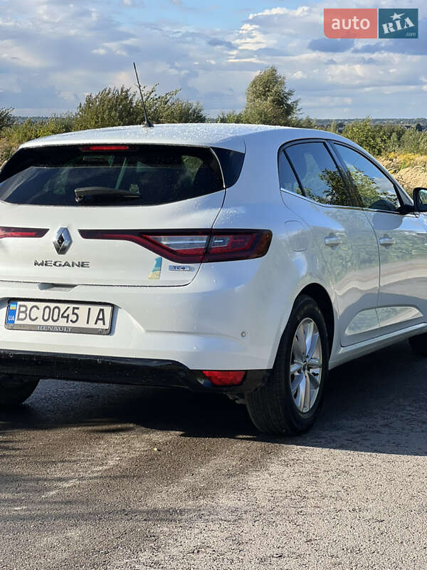 Хэтчбек Renault Megane 2017 в Львове